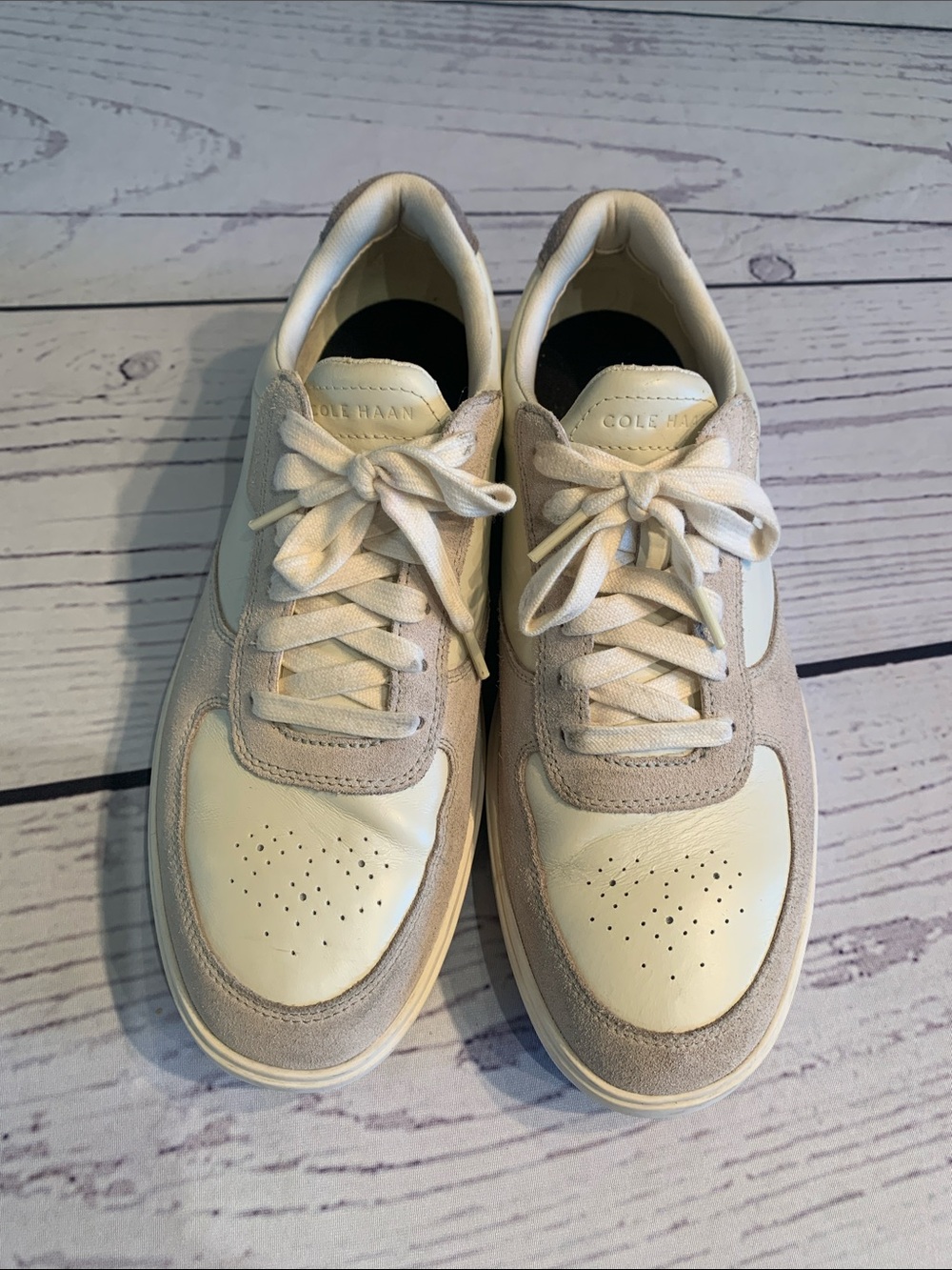 🎉NEW LISTING!🎉Cole Haan Low-Top Sneakers